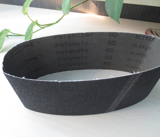 Abrasive sanding belt